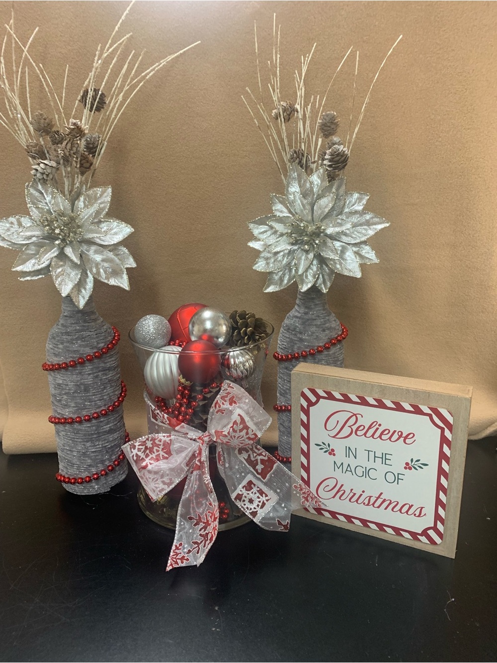 Festive Silver & Red Holiday Centerpiece Set. Inv 604